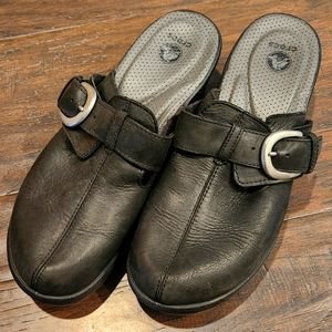 Black clogs mules Crocs- dressy with buckle and 2.5 in heel